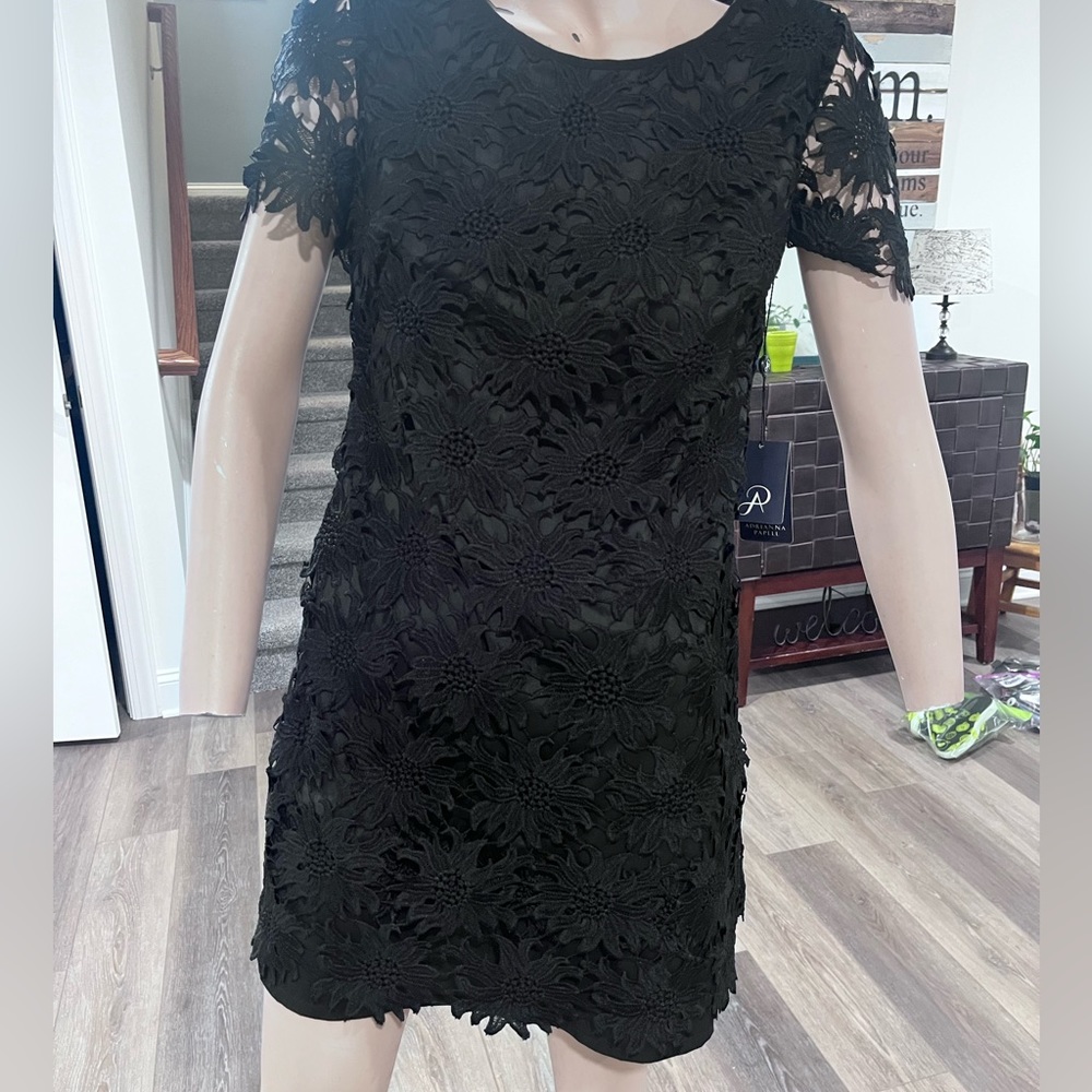 Adrianna Papell black Cocktail Dress. Stunning